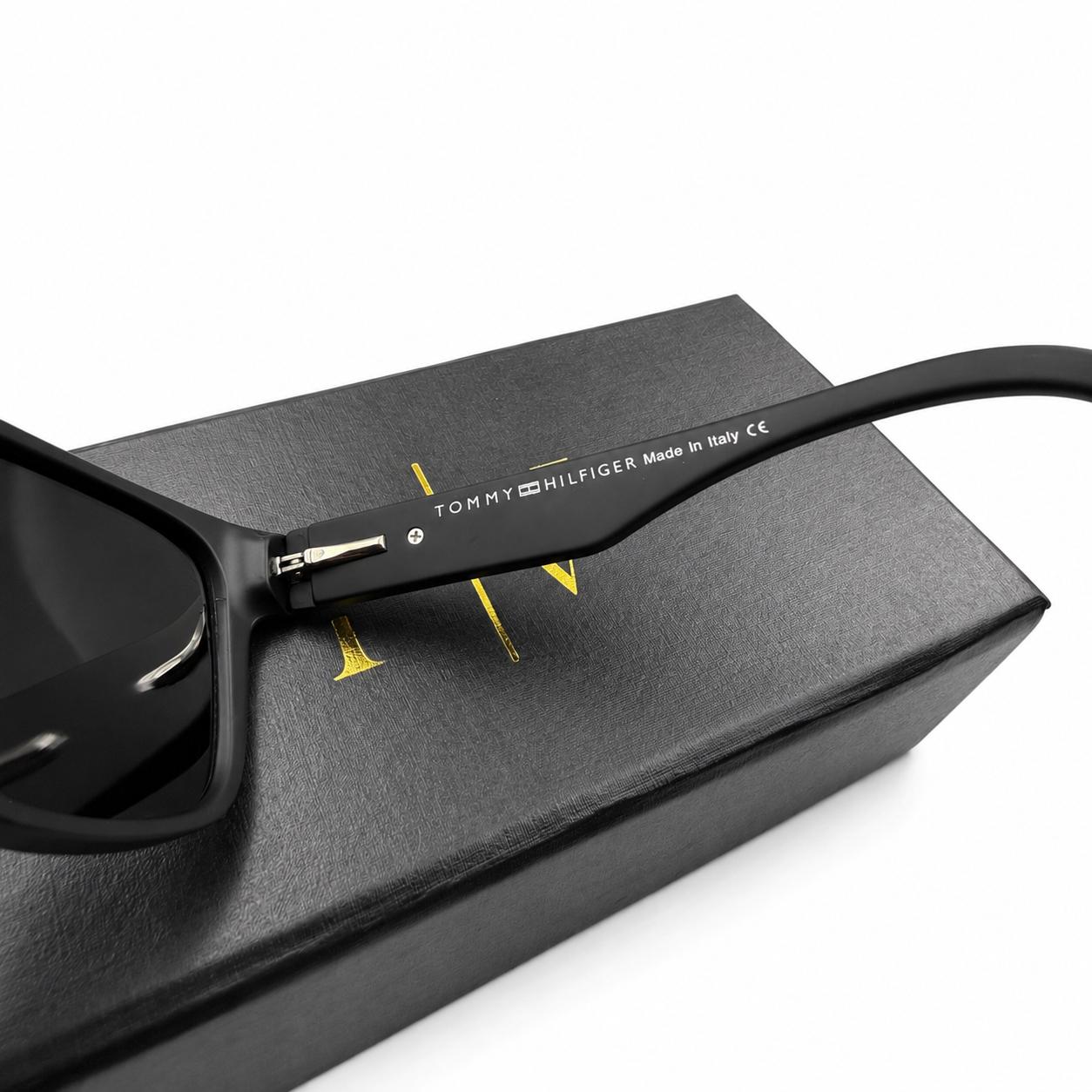 TH 2429 - SOPHISTICATED - SQUARE - MATTE BLACK - POLARISED - SPRING SIDES BRANDING - ACETATE - PREMIUM