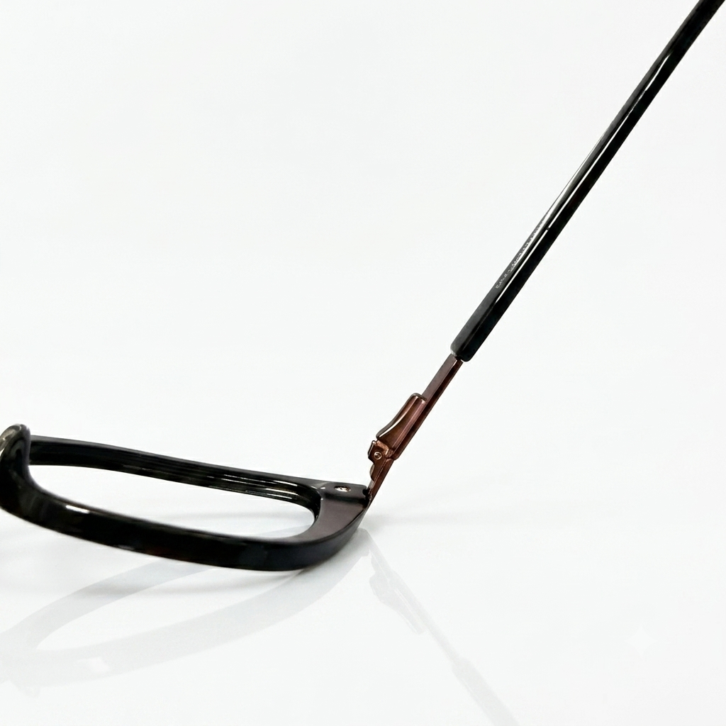 EYEWEAR 2003 - LADIES - BLACK - CATEYE - DESIGNER - DAILYWEAR - SPRING HINGES